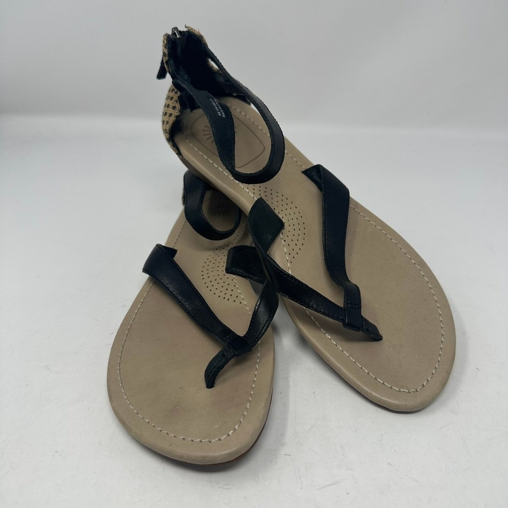 UGG Sandals Womens 8 Black Bria Gladiator Thong Geometric Print 1004112 Flat